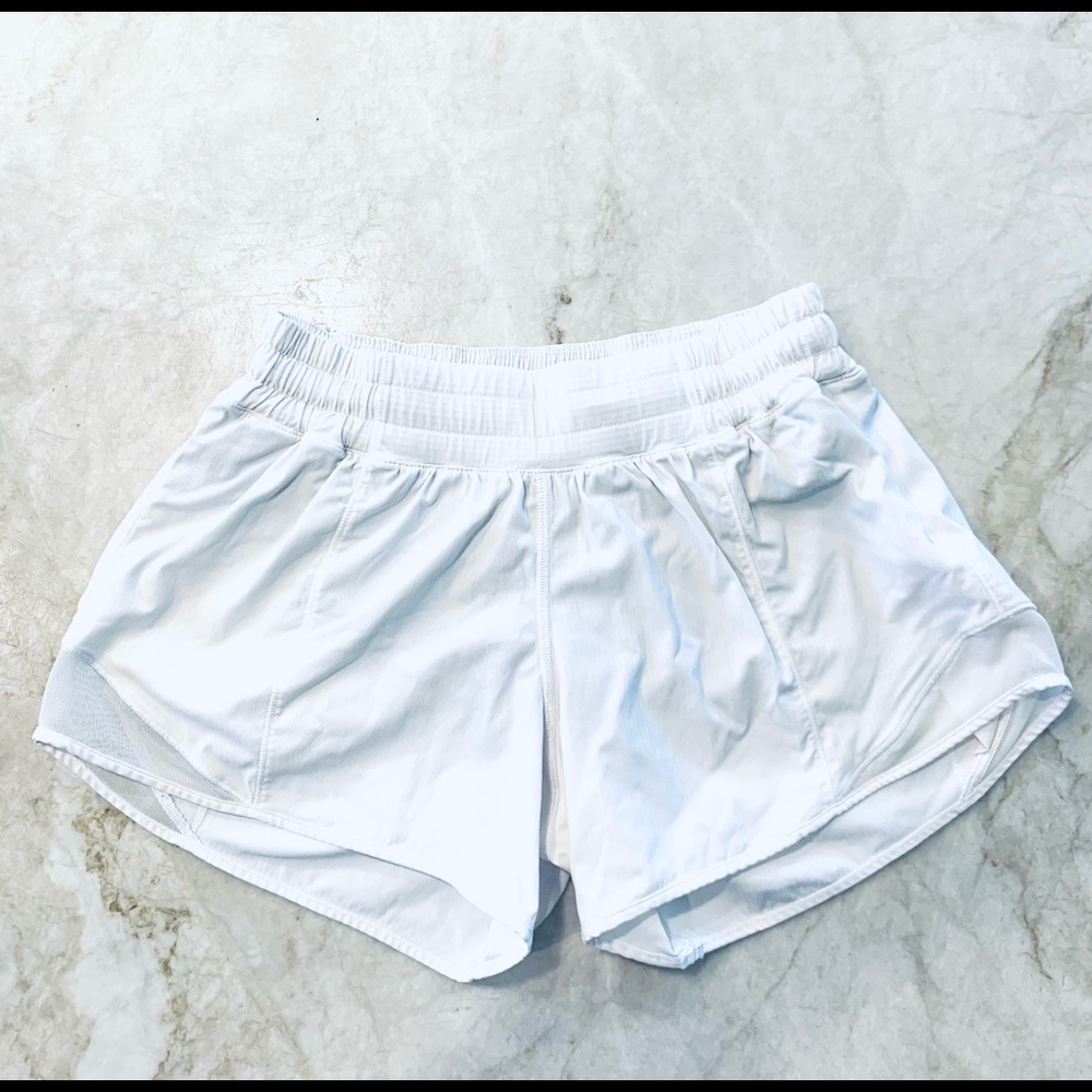 White Lululemon Hotty Hot Shorts, size 4 tall